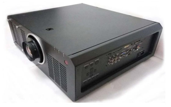 शिक्षा के लिए 9000-10000 लुमेन लघु फेंक XYC लेजर प्रोजेक्टर